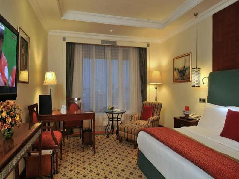 Hotel Welcomhotel By Itc Hotels, Cathedral Road,